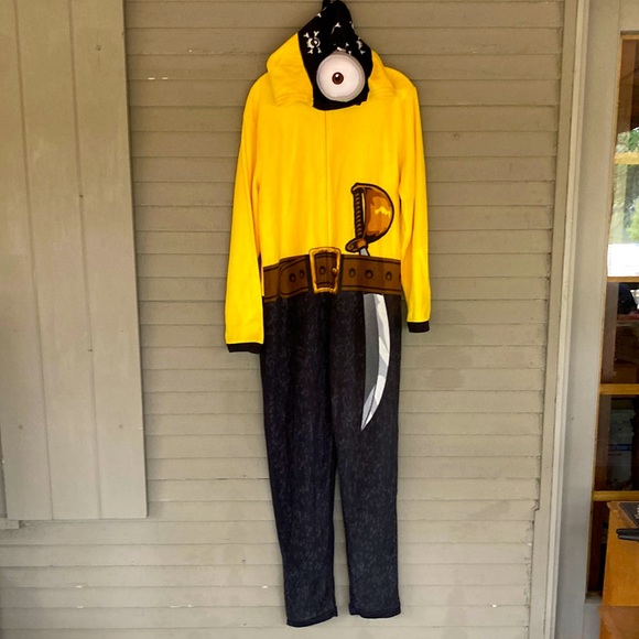 Other - 🎃 Despicable Me Minions Mens Pirate Union Suit Onesie / Costume ~ M ~